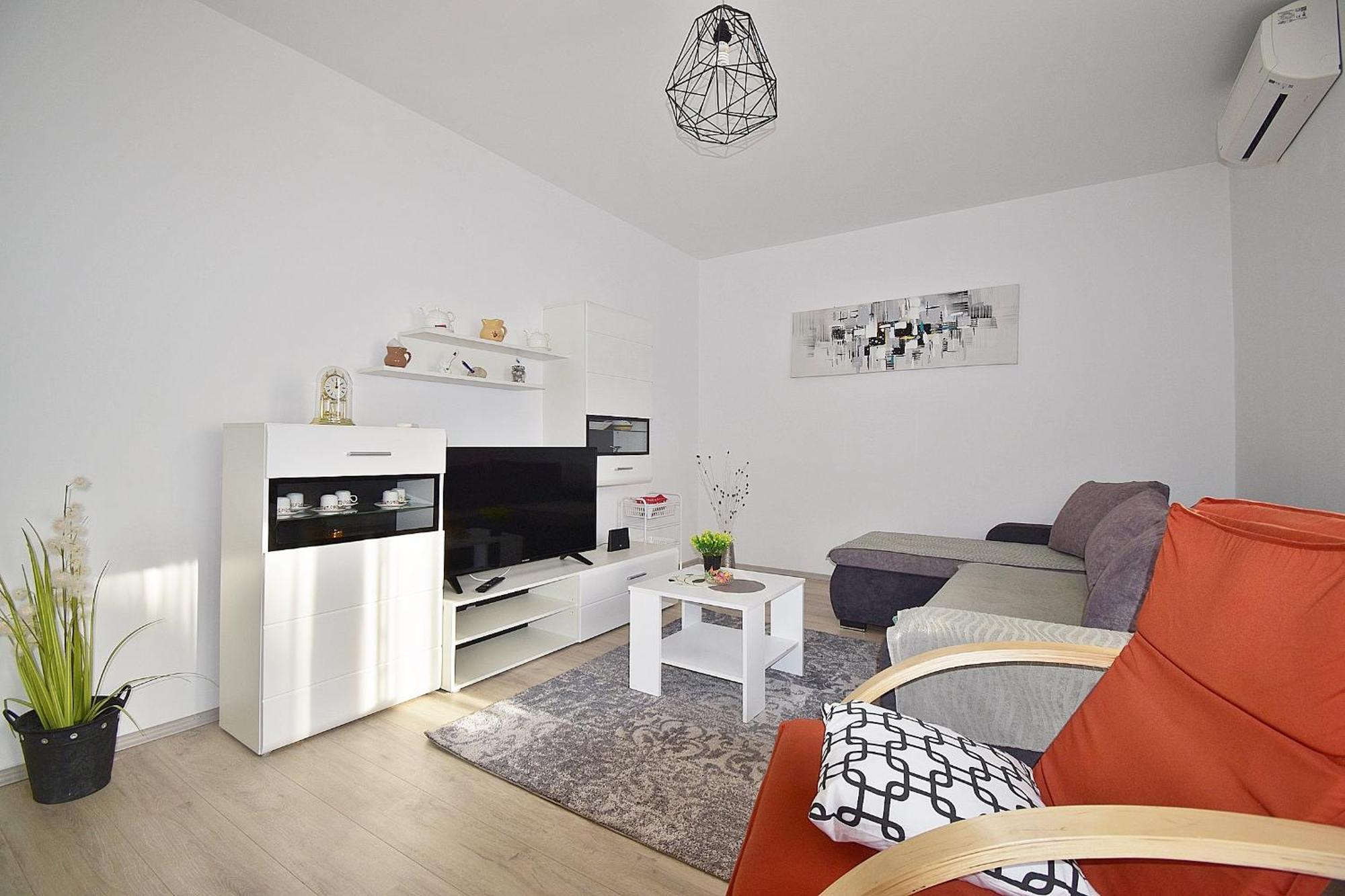 Apartment Navy Near The Beach Pula Exterior photo